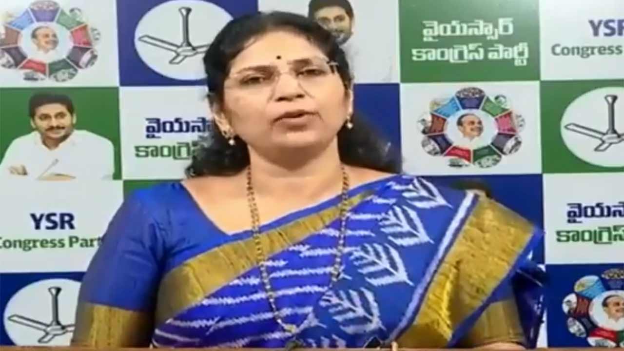 వైసీపీ టైమ్‌లో నాణ్యమైన మందు లేకపోతే.. ఈ 3 నెలలూ అదే ఎందుకు అమ్మారు.. చంద్రబాబుపై వరుదు కల్యాణి ఫైర్‌