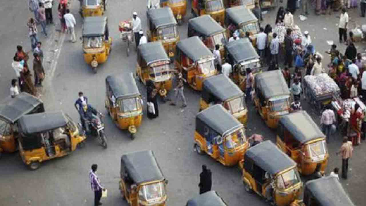 నేడు ఆటోడ్రైవర్ల మహా ధర్నా