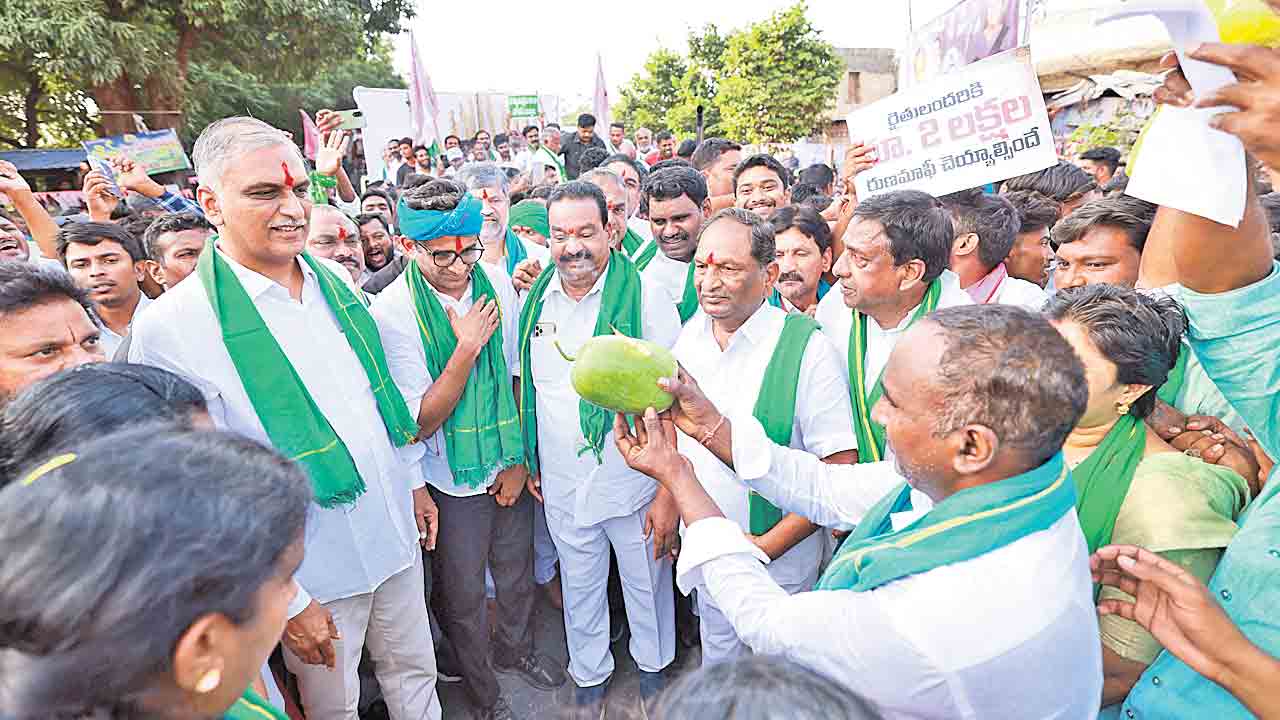 వడ్ల లోడు వదిలి.. నోట్ల లోడులో బిజీ