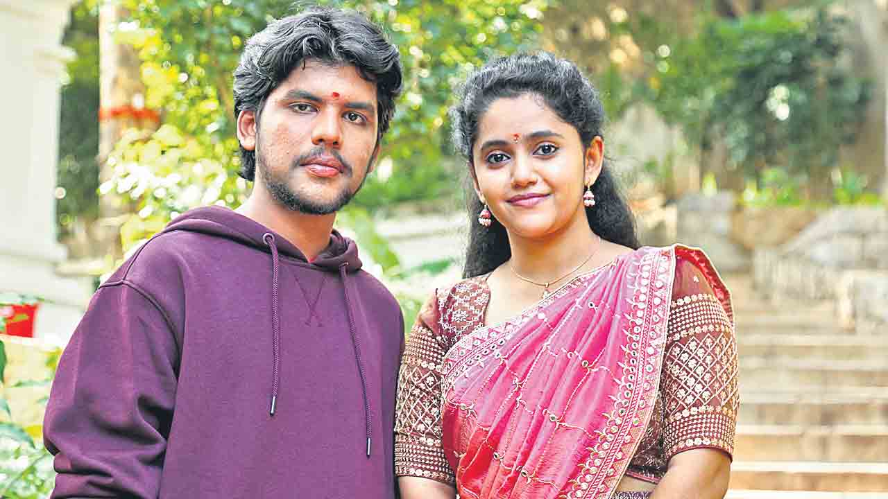 ‘గాడ్స్‌ ప్రీమియర్‌ లీగ్‌’ ప్రారంభం