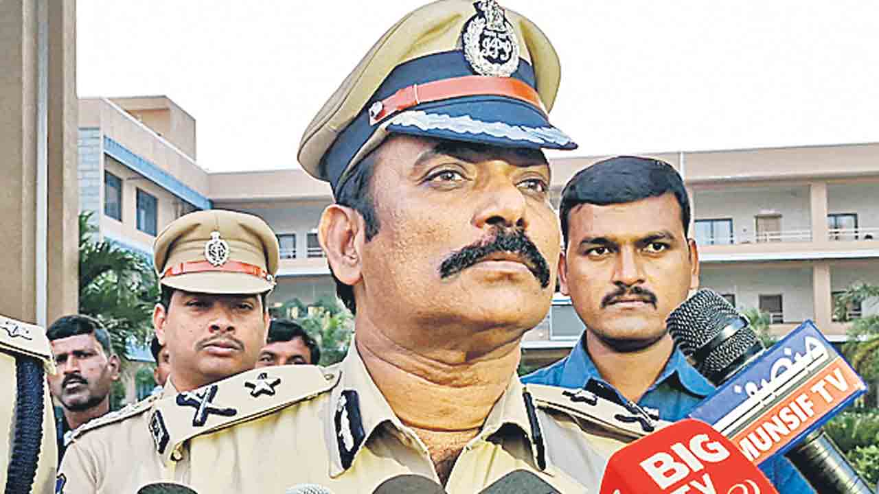 పూర్తి ఆధారాలతోనే నరేందర్‌రెడ్డి అరెస్టు