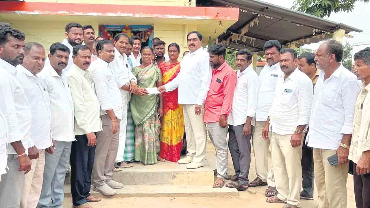 రైతు కుటుంబానికి కేసీఆర్‌ అండ
