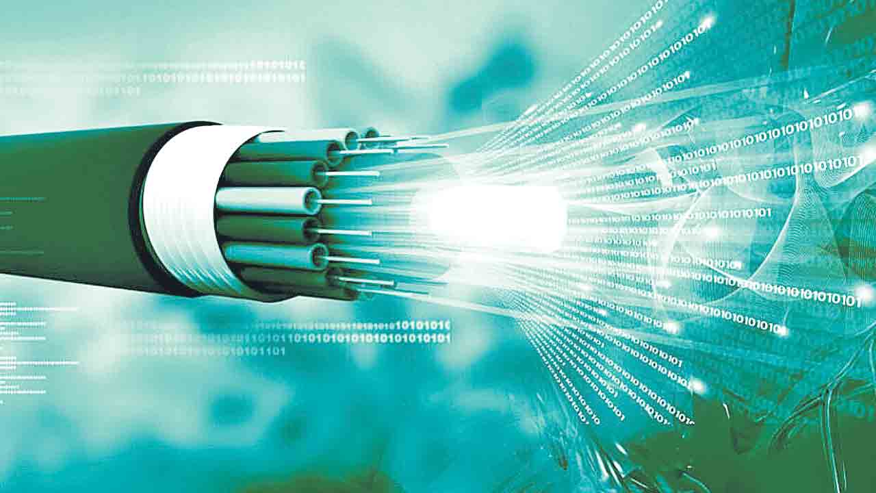 Fiber Optics | లేజర్‌ సుడి గుండాలతో వేగంగా డాటా బదిలీ