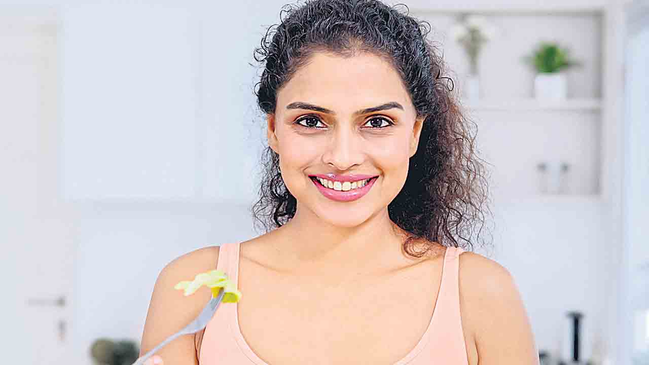 మేకప్‌.. ప్యాకప్‌!