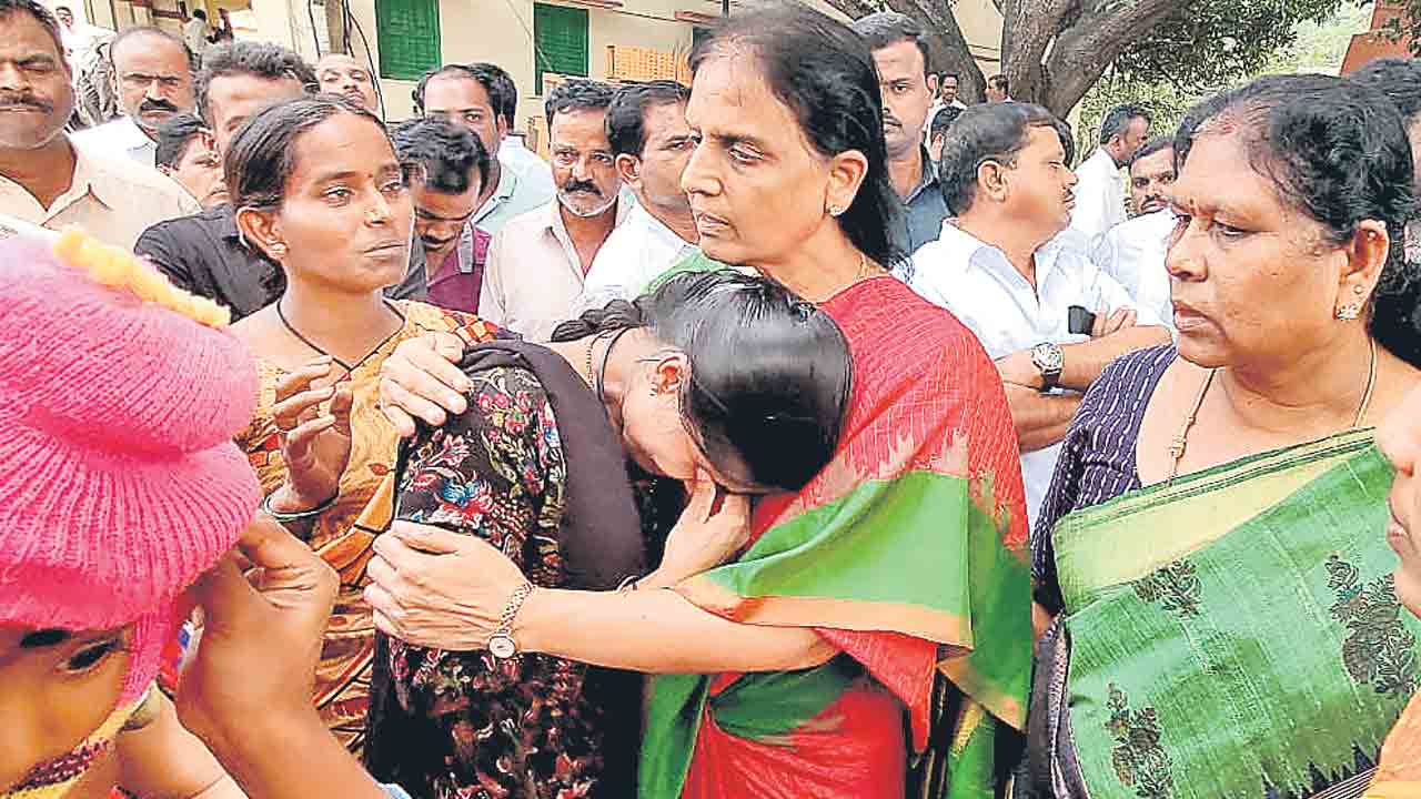 లగచర్ల ఘటనను బీఆర్‌ఎస్‌పైకి నెట్టే కుట్ర