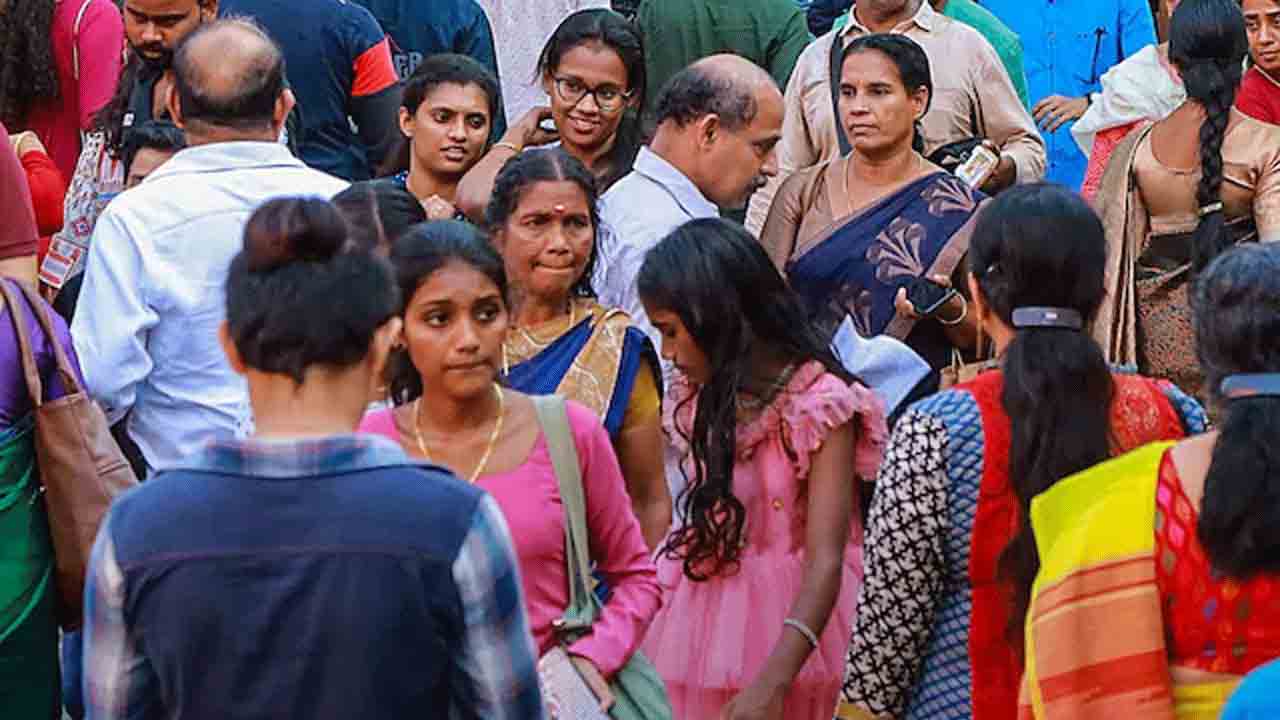 TG TET 2024-II |  టెట్‌కు తగ్గుతున్న దరఖాస్తులు..ఇప్పటివరకు ఎంత మంది అప్లై చేశారంటే..