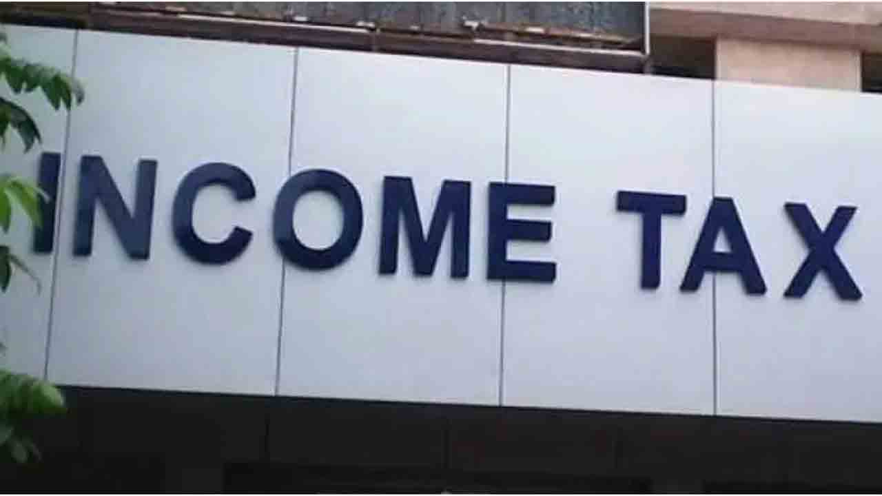 విదేశీ ఆస్తులు వెల్లడించకపోతే 10 లక్షల జరిమానా