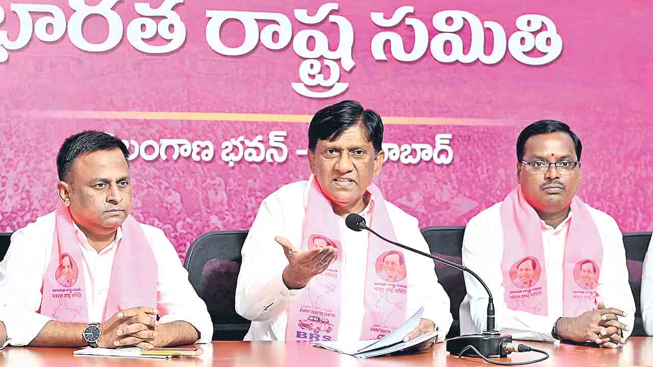 కేసీఆర్‌ ధైర్యంతోనే దండిగా పంటలు