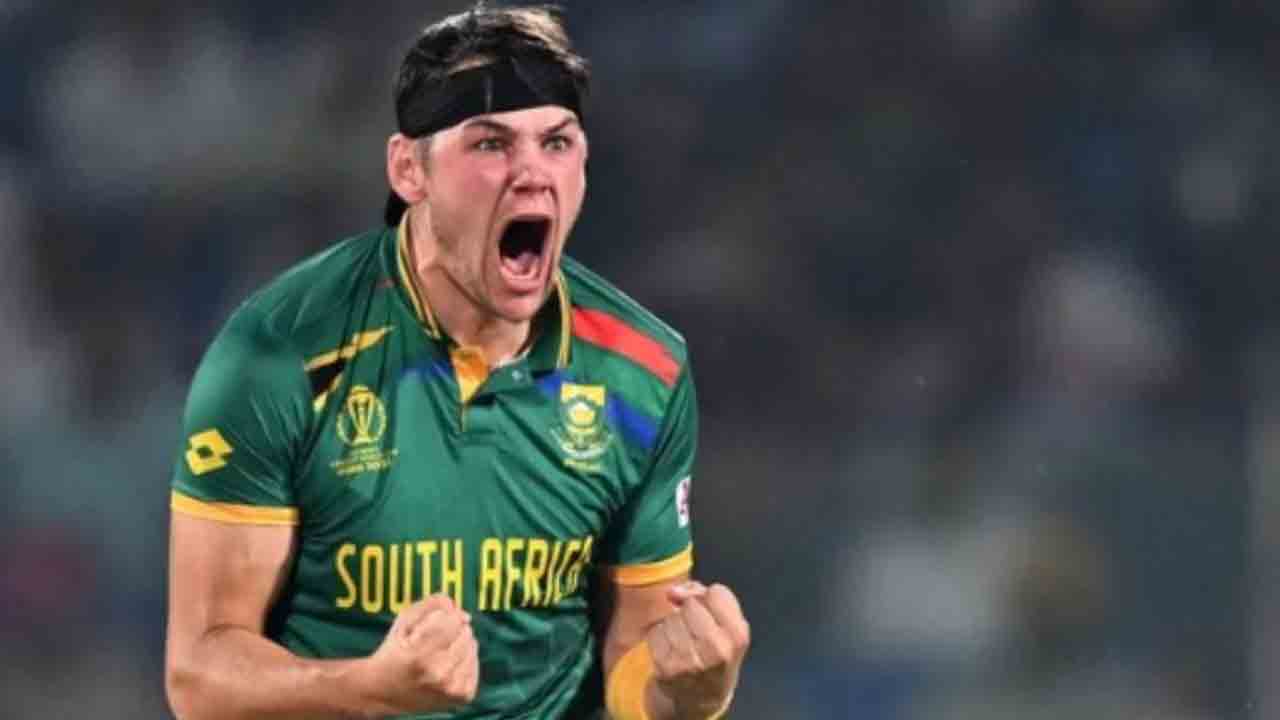 కొట్జెకు మందలింపు