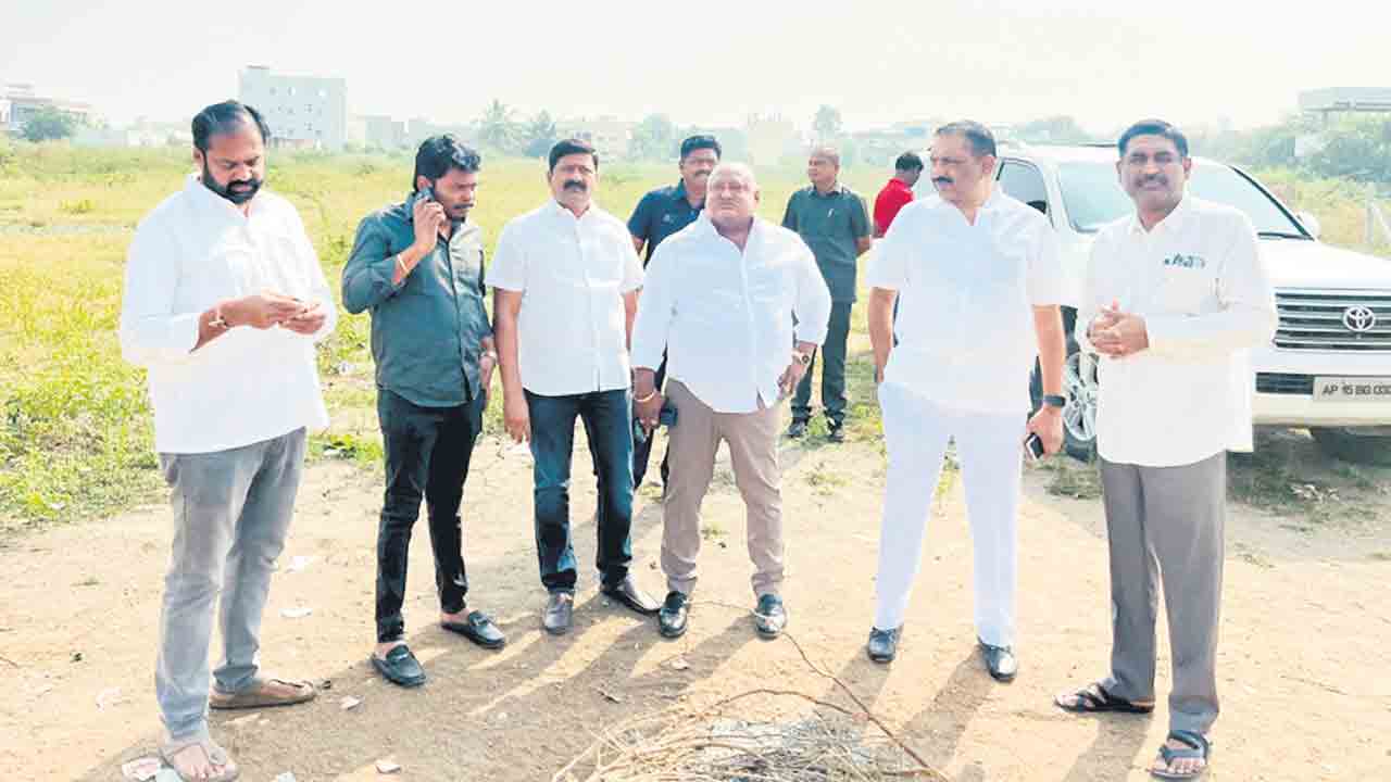 కరీంనగర్‌లోనే దీక్షా దివస్‌