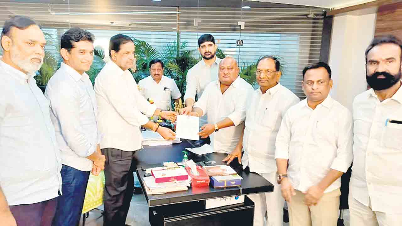 వెంకన్న గుడికి అడుగులు