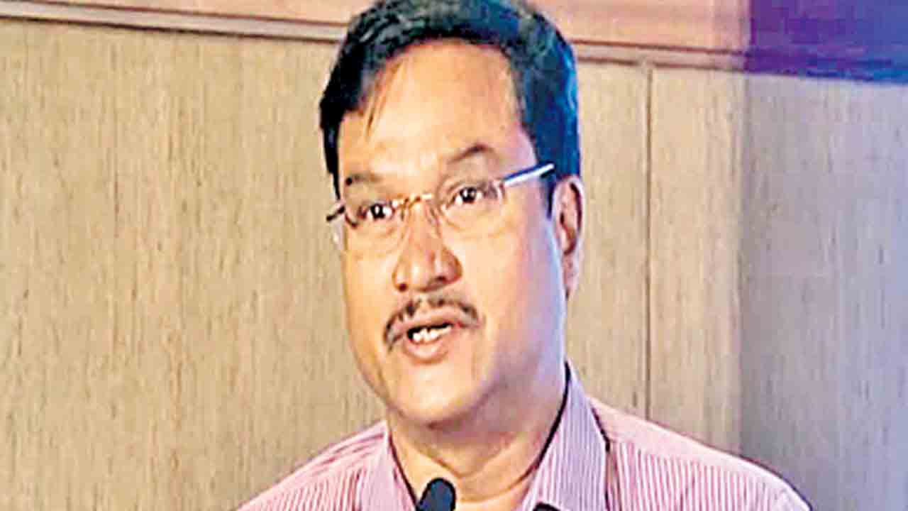 AV Ranganath | మా ఇల్లు బఫర్‌జోన్‌ పరిధిలోకి రాదు: హైడ్రా కమిషనర్‌