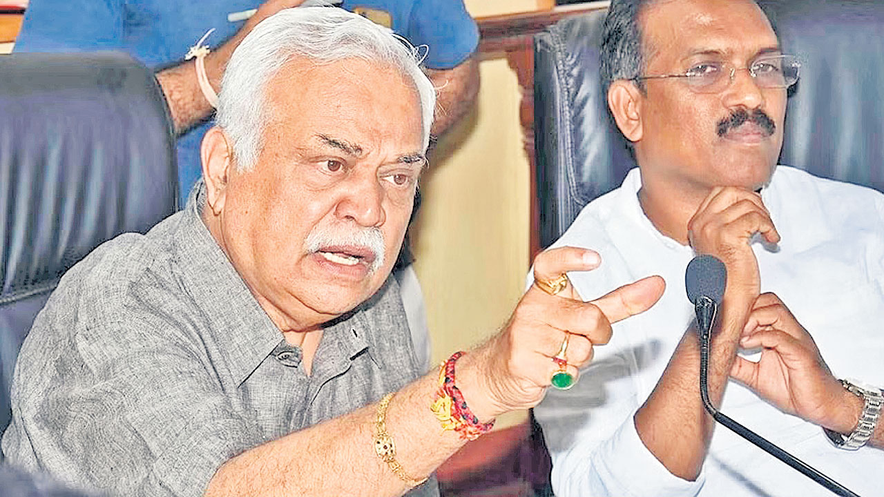 Congress MLA | ఉచిత పథకాలు ప్రమాదకరం.. ఫ్రీ బస్సుతో వృథా ప్రయాణాలు చేస్తున్న మహిళలు: కాంగ్రెస్‌ ఎమ్మెల్యే