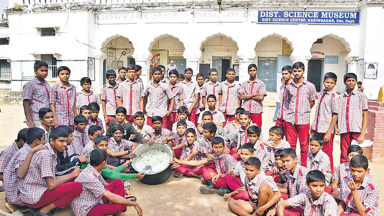 ముద్దల అన్నం.. మాకొద్దు!