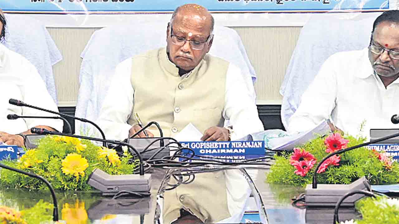 బీసీ కులాల పునర్‌వ్యవస్థీకరణ ?