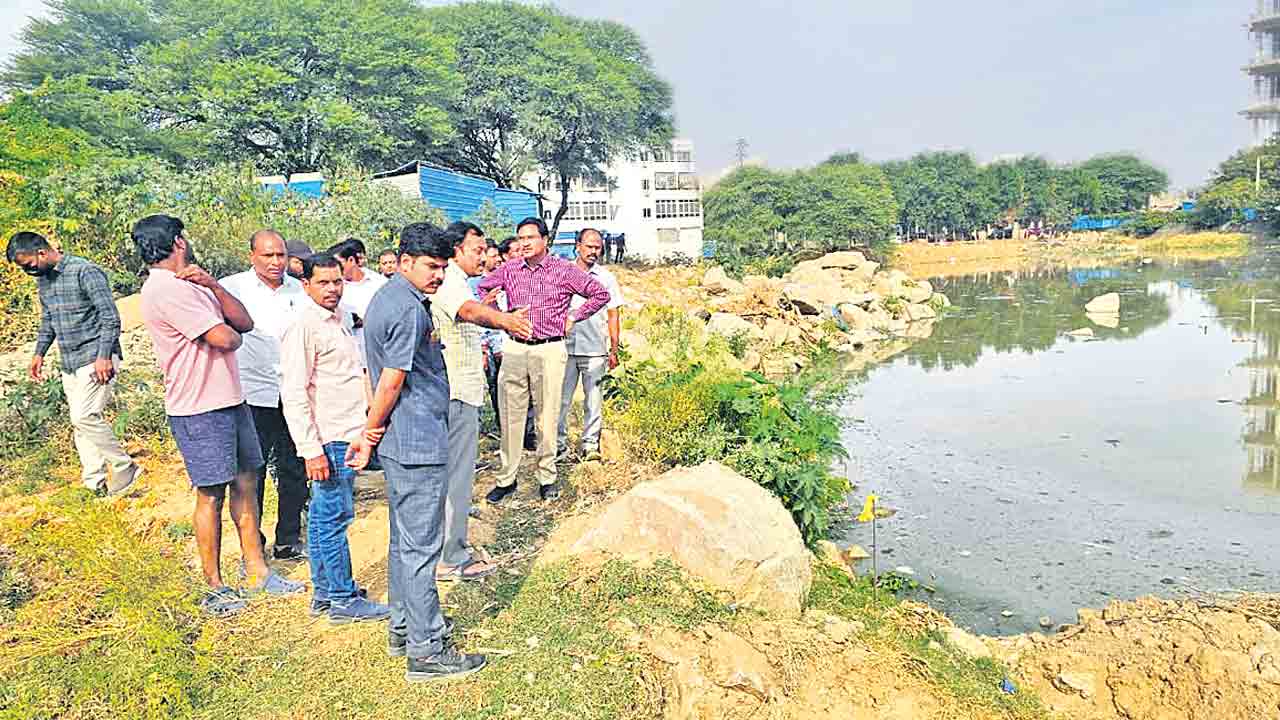 HYDRAA | సర్వే నివేదిక ప్రకారం చర్యలు.. చెరువుల్లో ఆక్రమణలను తొలగిస్తాం: హైడ్రా కమిషనర్ రంగనాథ్