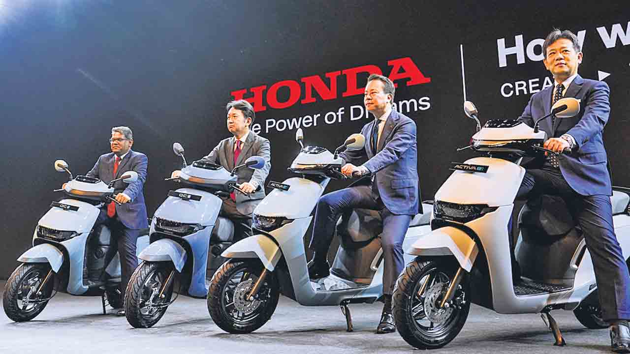 Honda Activa | ఎట్టకేలకు మార్కెట్లోకి యాక్టివా ఈ-స్కూటర్‌.. జనవరి 1 నుంచి బుకింగ్స్‌