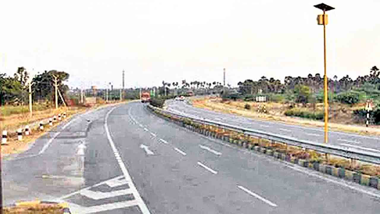 Telangana | జటిలంగా మారిన భూసేకరణ.. ముందుకు సాగని జాతీయ రహదారులు