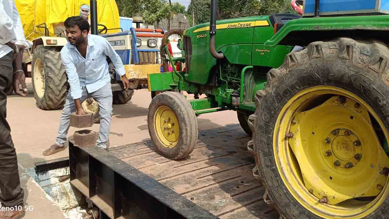 పత్తి కోత!