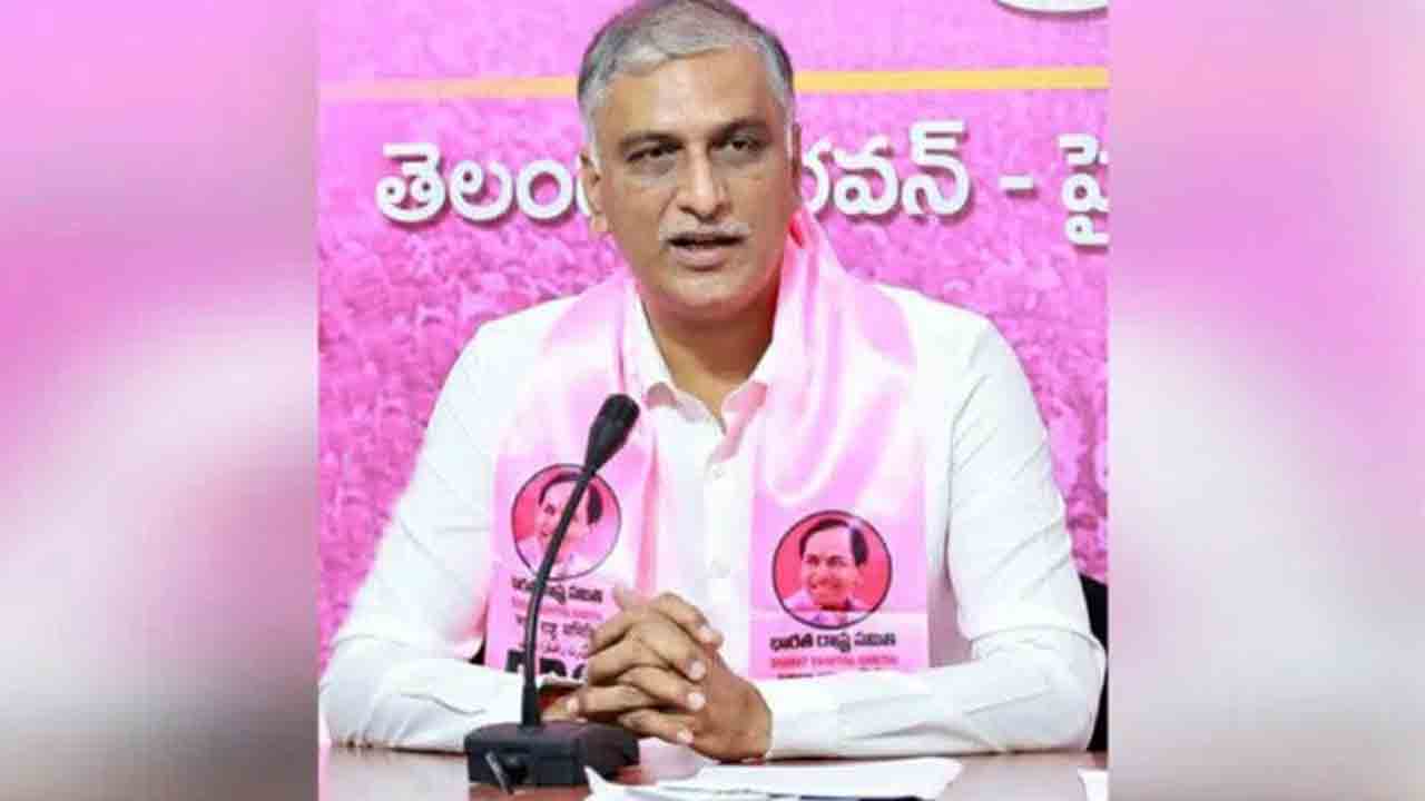 24 గంటల ఉచిత కరెంట్‌ను కాంగ్రెస్‌ ఖాతాలో వేసుకోవడం సిగ్గుచేటు