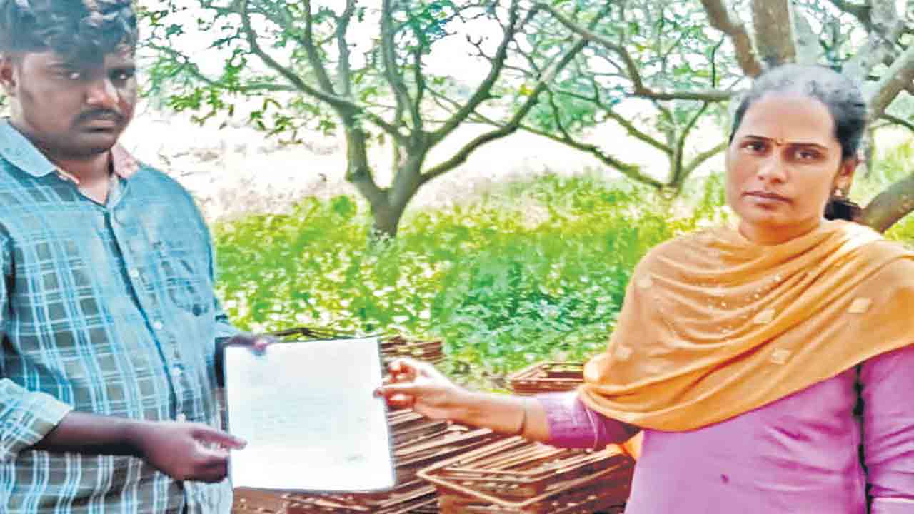 Actor Ali | సినీనటుడు అలీ నిర్మాణాలకు నోటీసులు