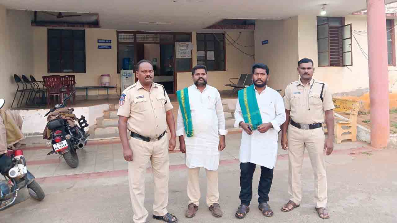 గిరిజన సంఘం నేతల ముందస్తు అరెస్టు