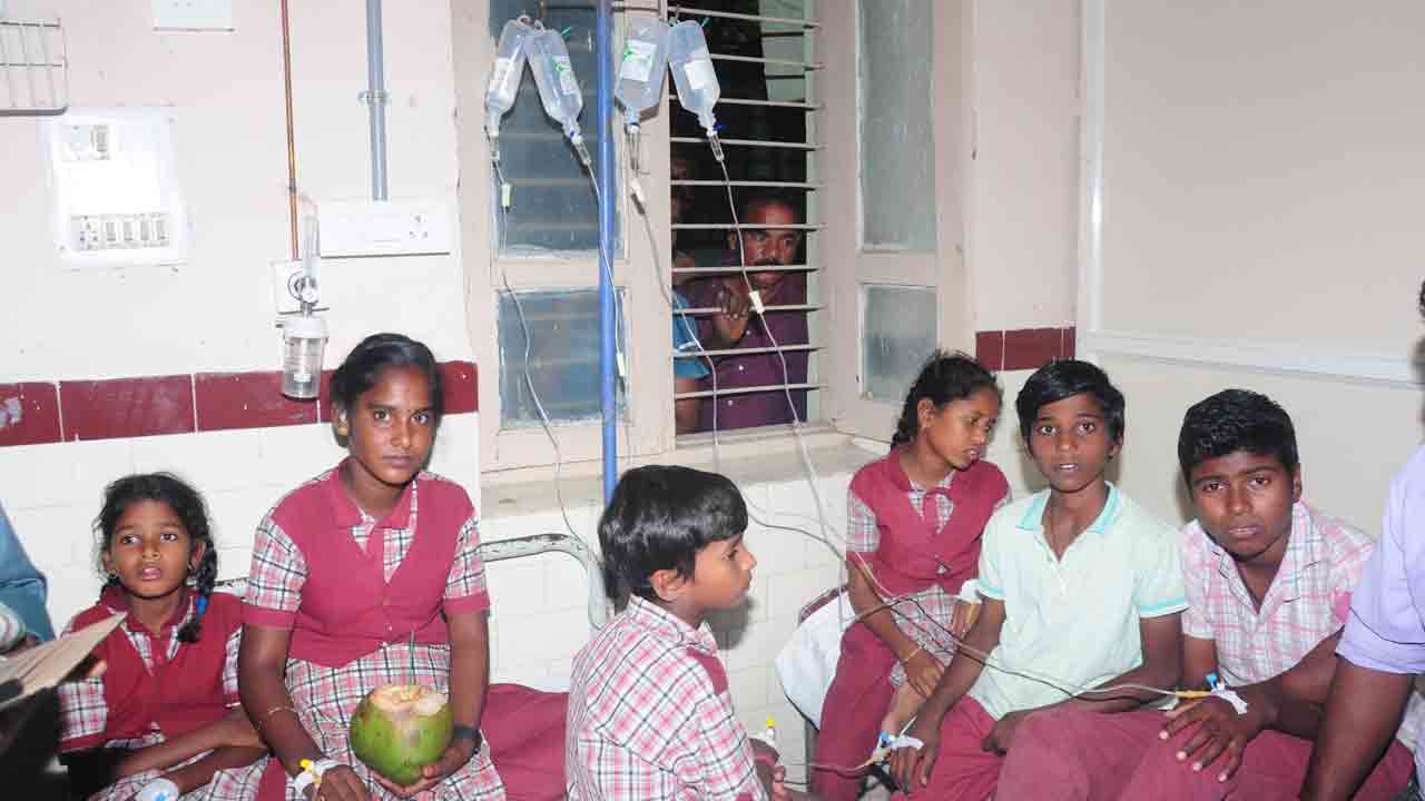 మళ్లీ ఫుడ్‌పాయిజన్‌