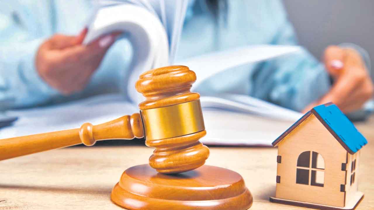 అన్ని ప్రైవేట్‌ ఆస్తుల స్వాధీనం కుదరదు.. సుప్రీంకోర్టు చరిత్రాత్మక తీర్పు