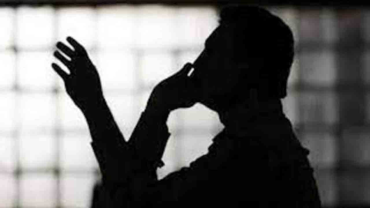 Crime News | ప్రేమించానని నమ్మించి రహస్య వివాహం.. బ్లాక్‌మెయిల్‌ చేసి రూ.1.25 కోట్లు వసూలు చేశాడు