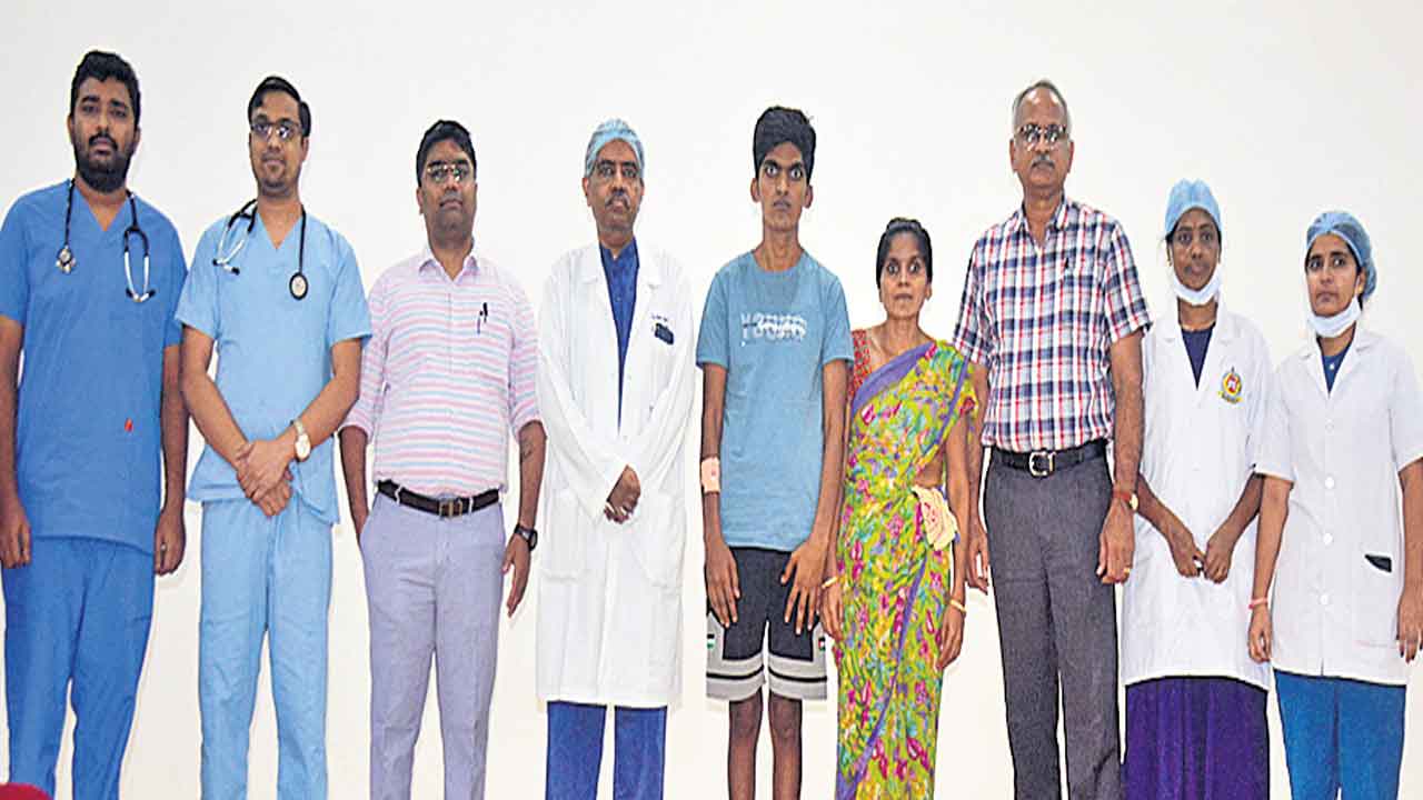 నిమ్స్‌లో అరుదైన గుండె శస్త్రచికిత్స