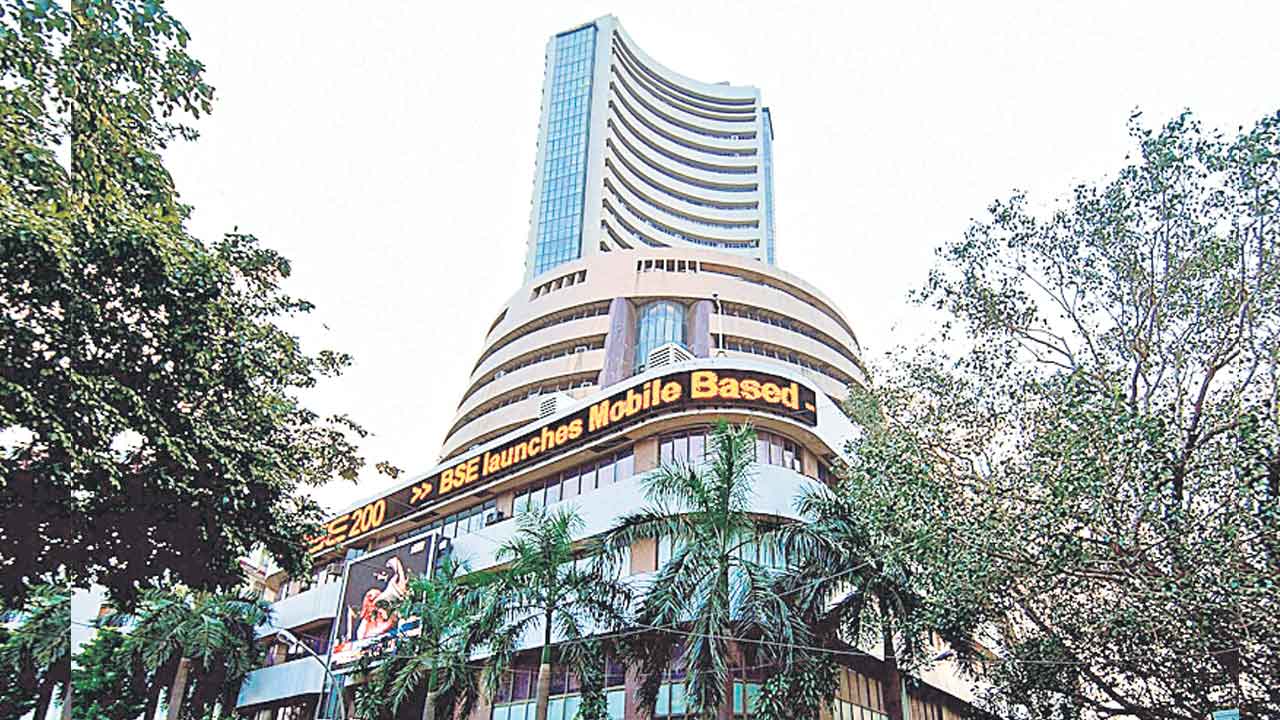 దిద్దుబాటు దిశగా మార్కెట్లు