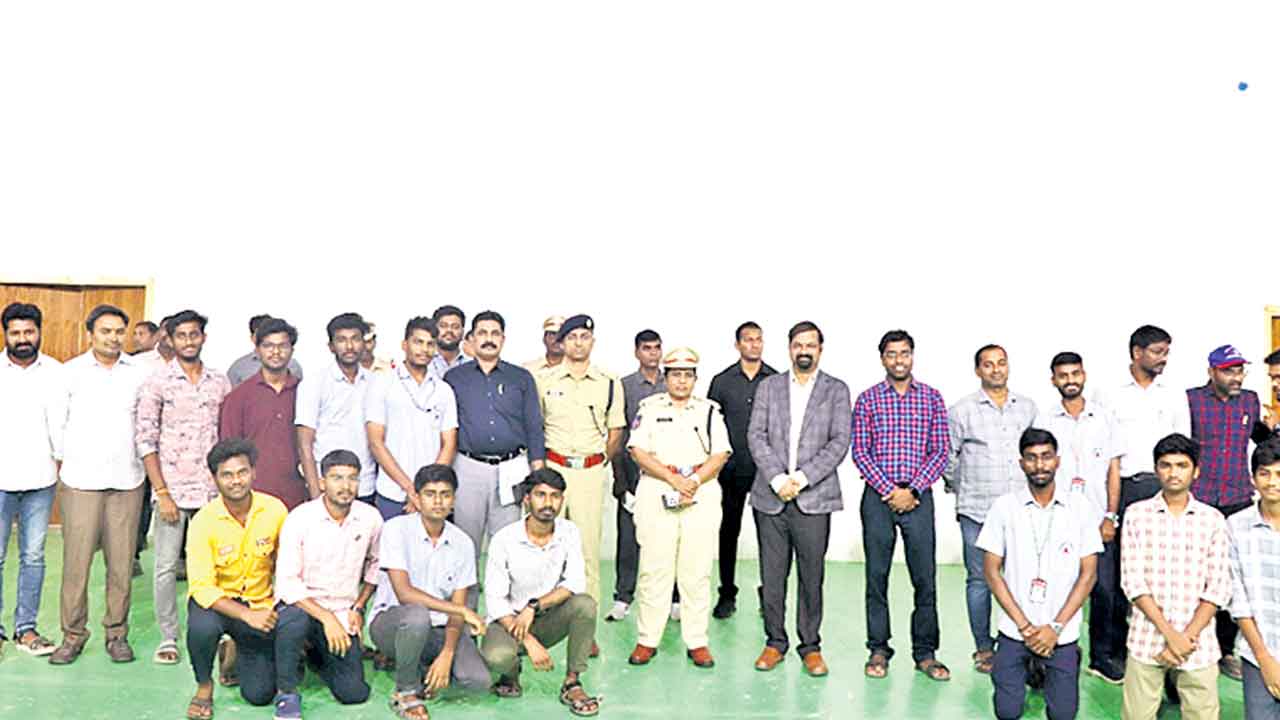 ఆర్టీయూకేటీ అభివృద్ధికి సహకరించాలి