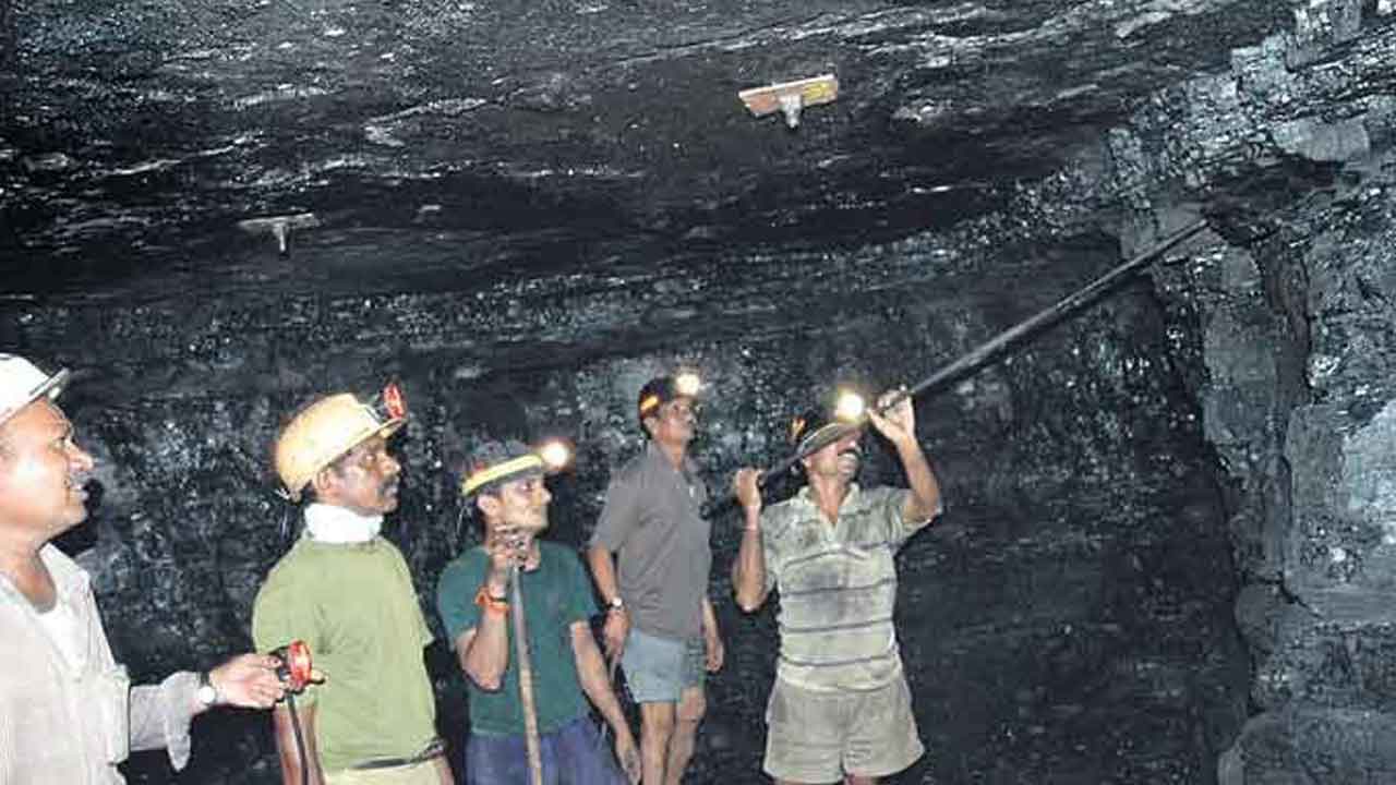 Singareni | సింగరేణి రికార్డు లాభాలు