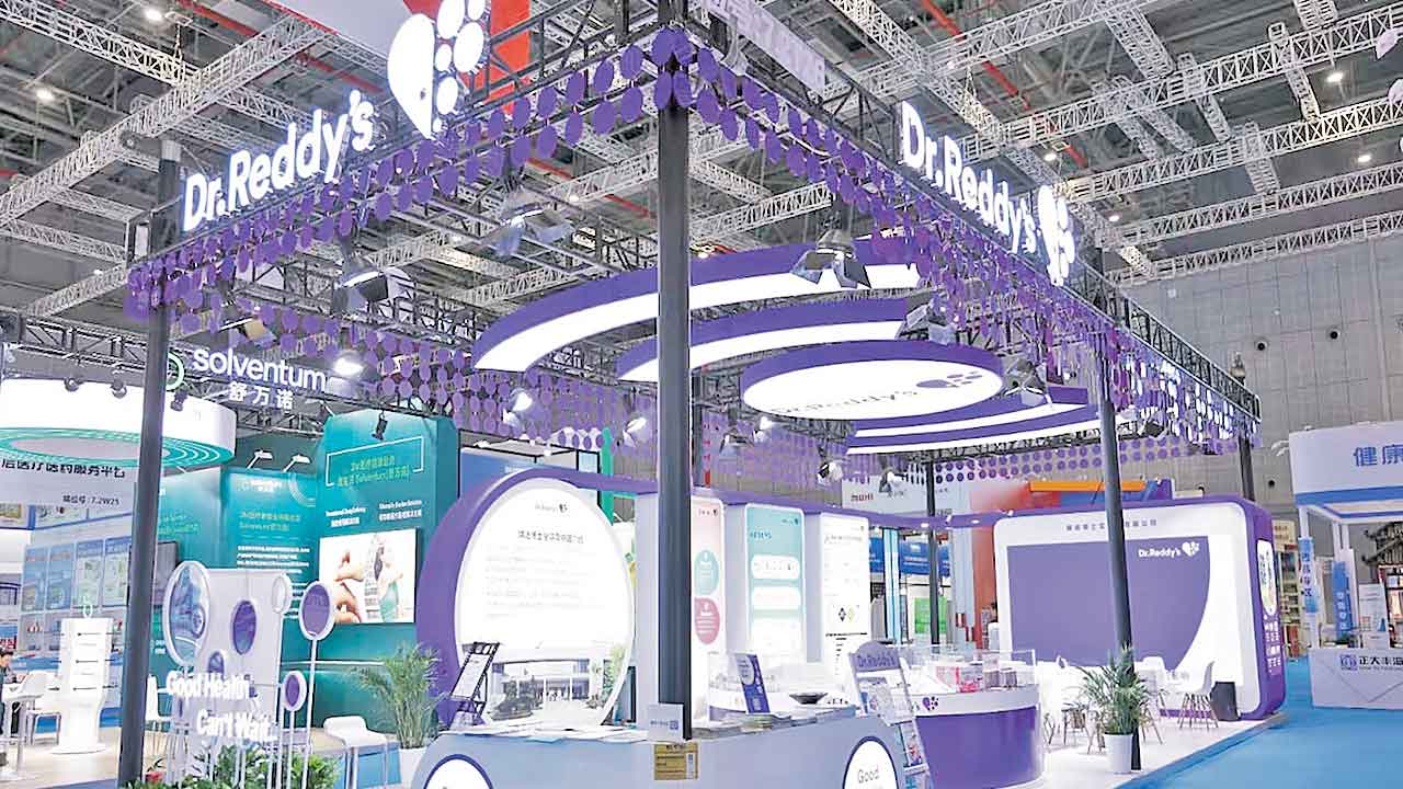 డాక్టర్‌ రెడ్డీస్‌ లాభం 1341 కోట్లు