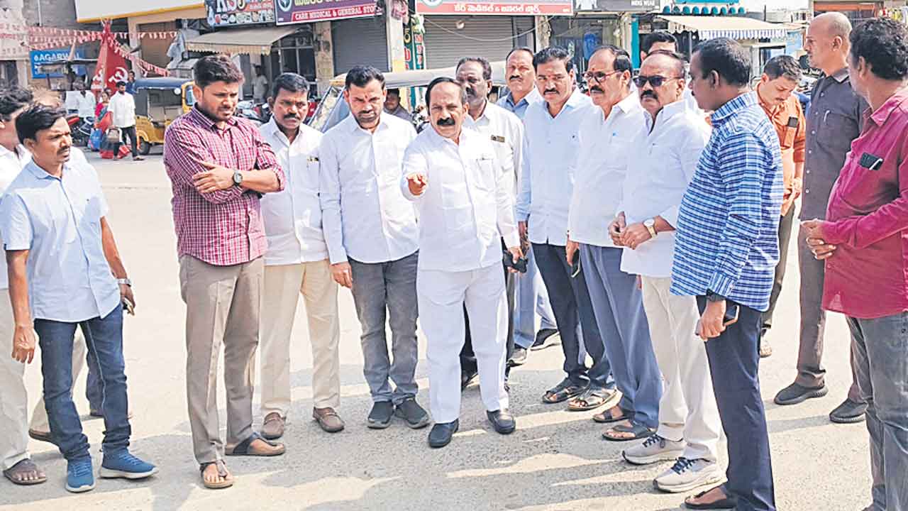 రేపు మానుకోటలో మహా ధర్నా