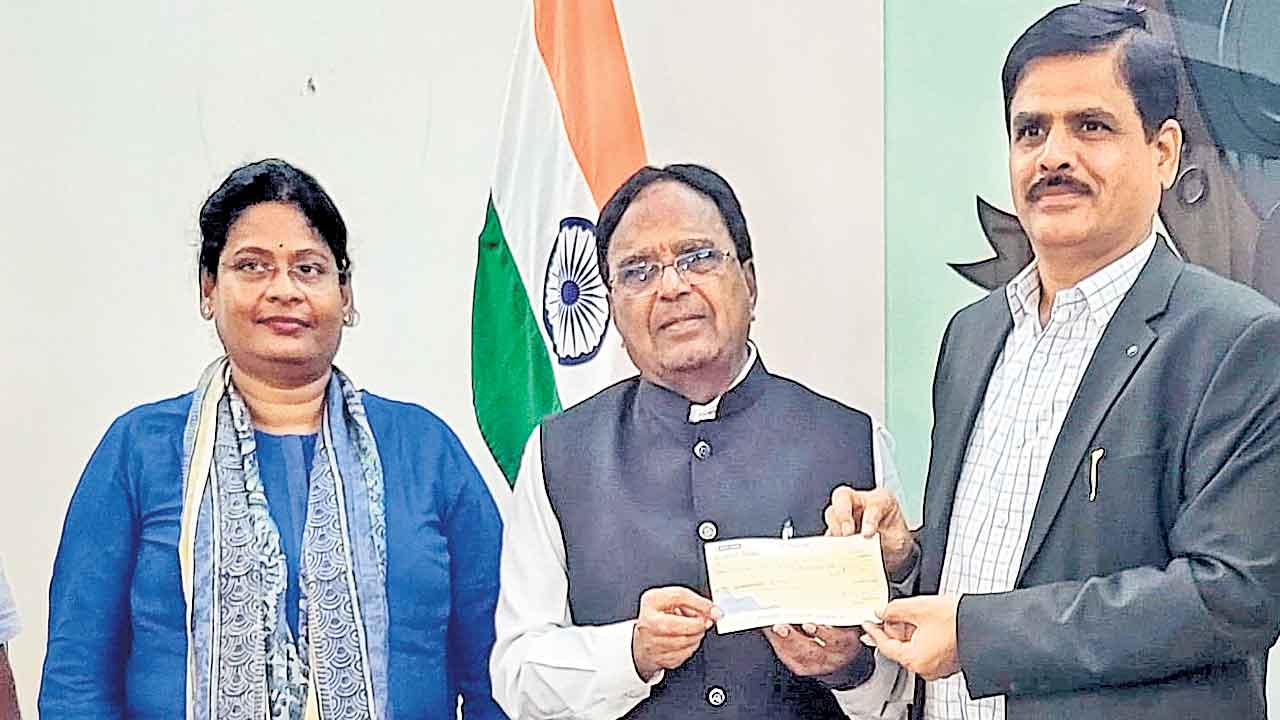 ఓయూ లైబ్రెరీ సైన్స్‌కు ‘పొన్నాల’ బంగారు పతకం