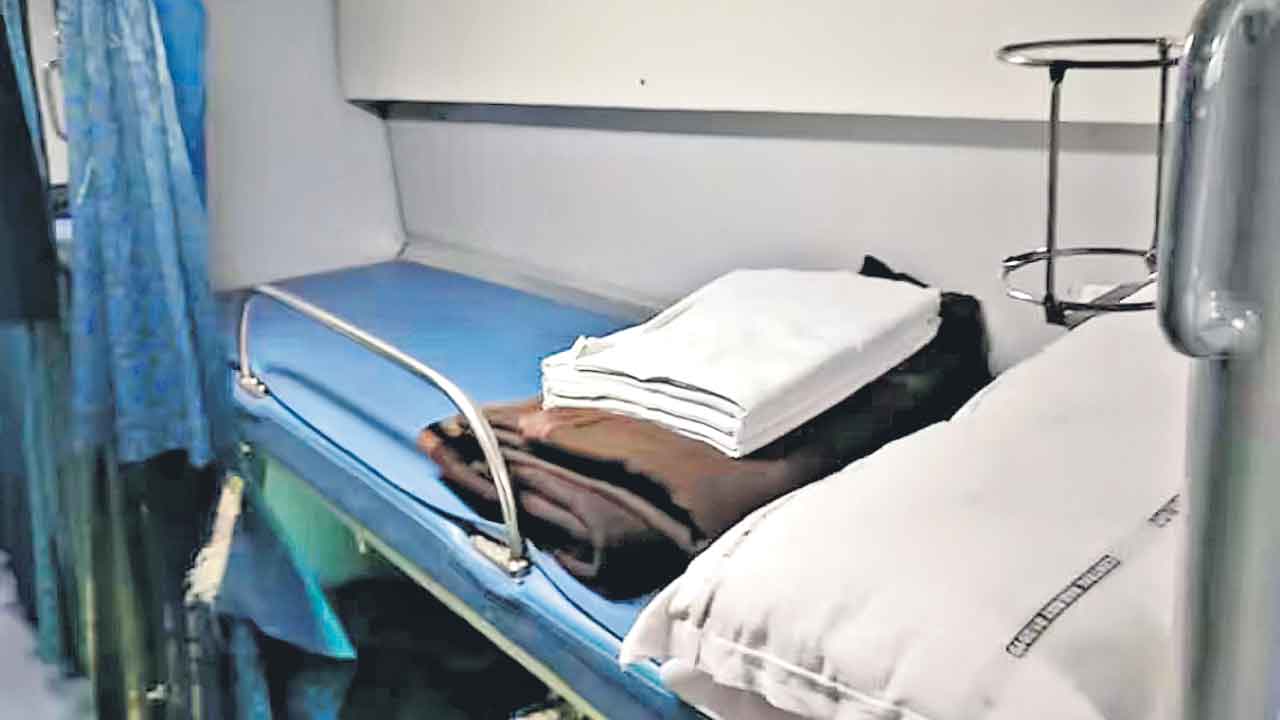 బాబోయ్‌..రైల్వే దుప్పట్లు!