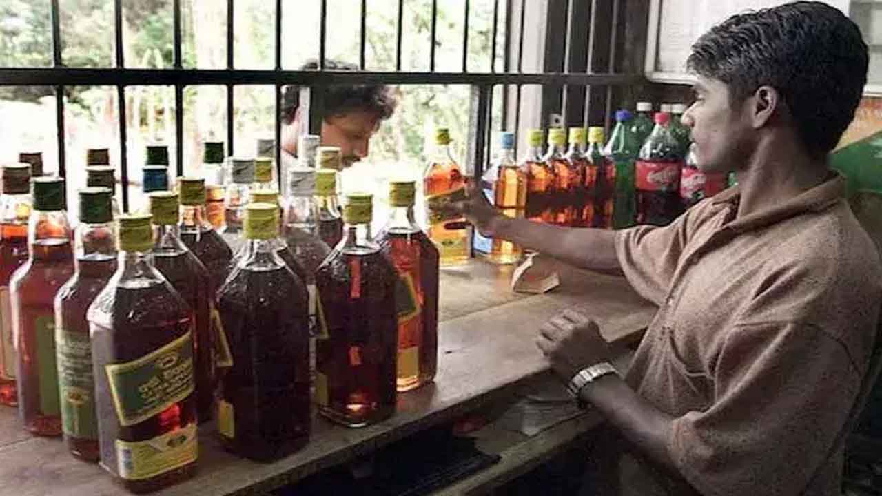 Telangana | మొరాయిస్తున్న సాఫ్ట్‌వేర్‌.. రాష్ట్రంలో మద్యం సరఫరాకు బ్రేక్‌