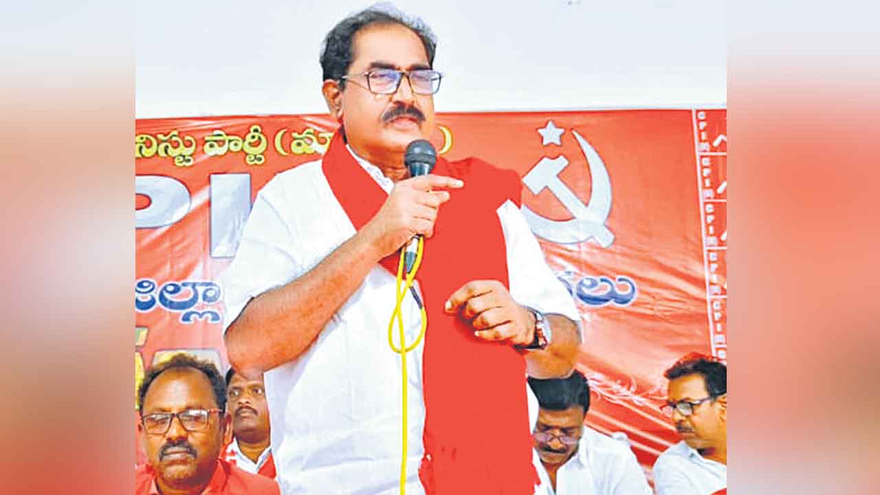 లగచర్ల రైతులపై కేసులు ఎత్తేయాలి: తమ్మినేని