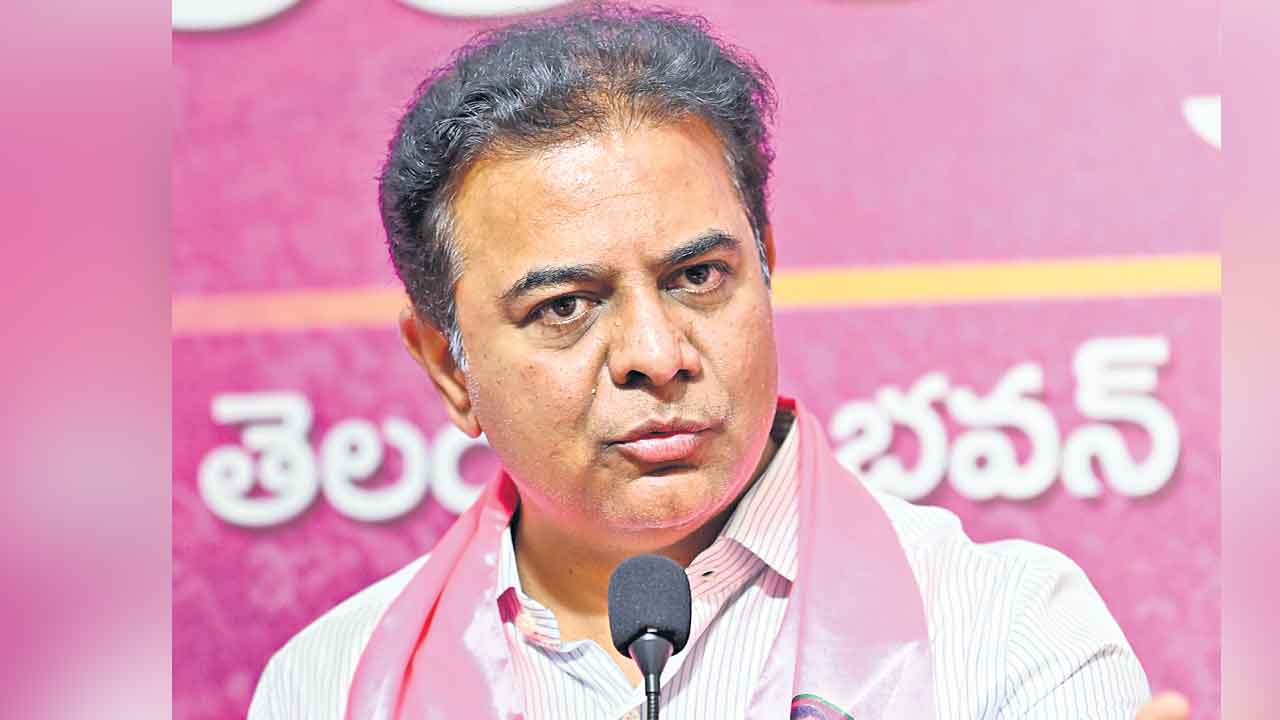 రాష్ట్రంలో కంచెల పాలన..కక్షల పాలన