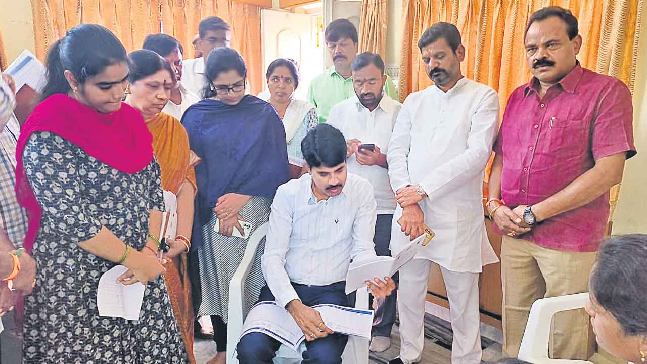 నత్తనడకన సర్వే