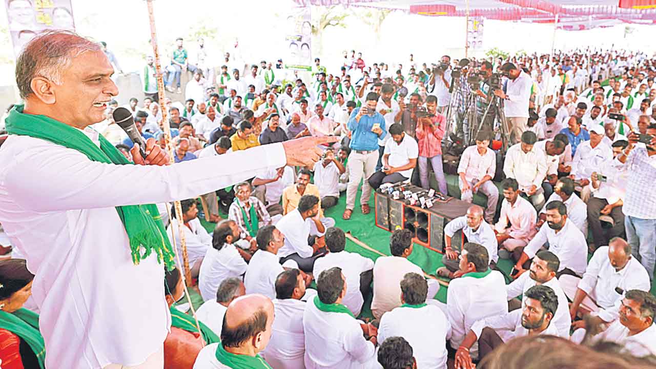 Harish Rao | రైతుల సీఎం కేసీఆర్‌.. బూతుల సీఎం రేవంత్‌: హరీశ్‌రావు