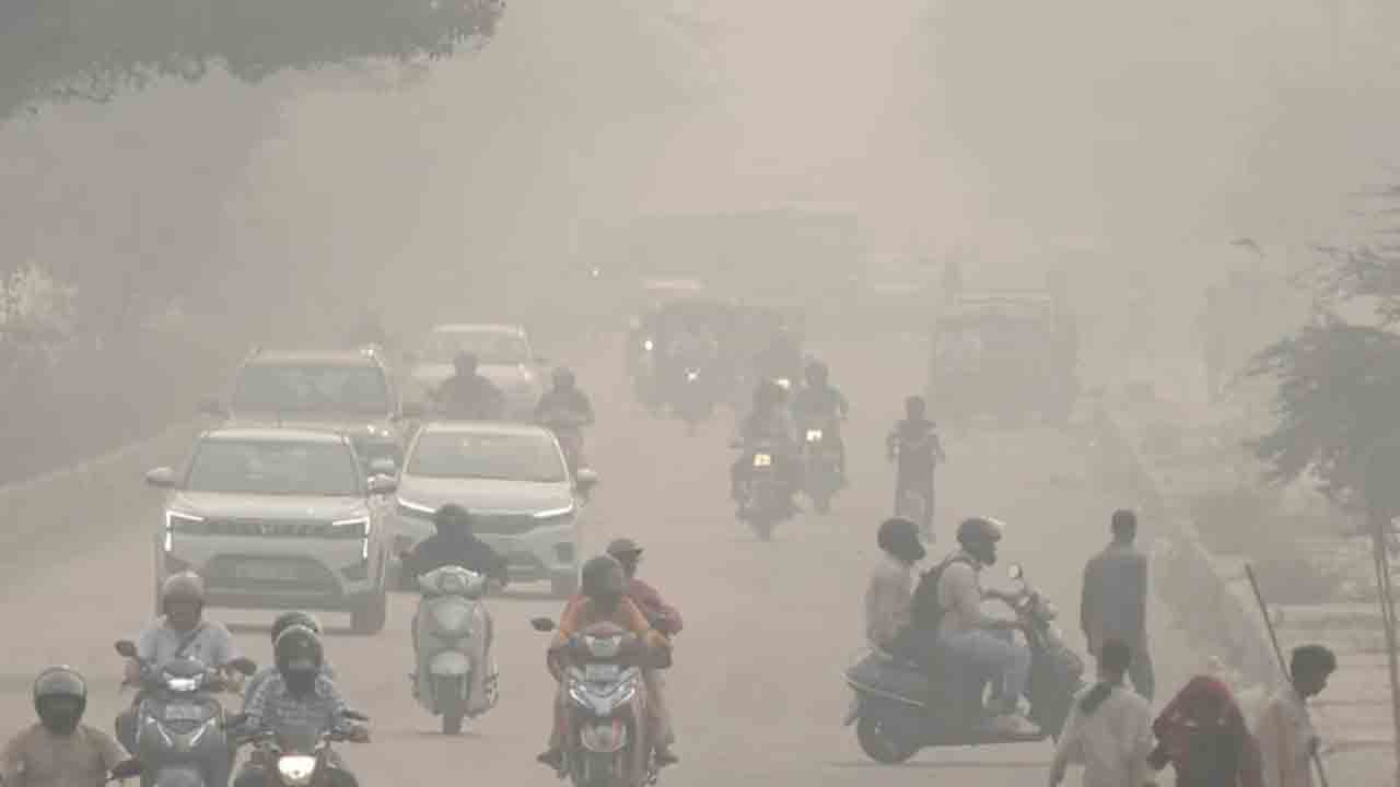 Air Pollution | ఢిల్లీలో కొనసాగుతున్న వాయు కాలుష్యం.. 358గా ఏక్యూఐ నమోదు