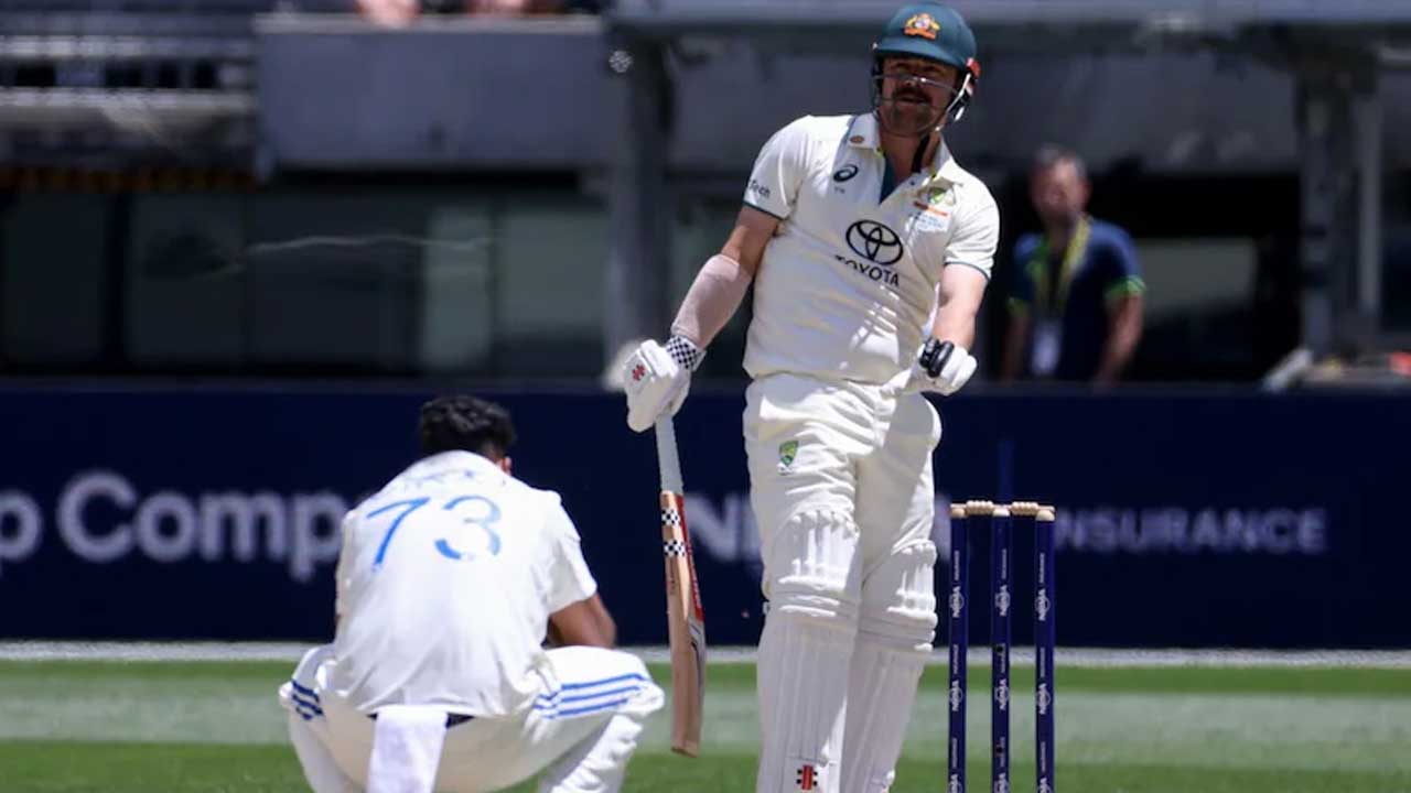 IND Vs AUS | స్టీవ్‌ స్మిత్‌ ఔట్‌.. ట్రావిస్‌ హెడ్‌ హాఫ్‌ సెంచరీ