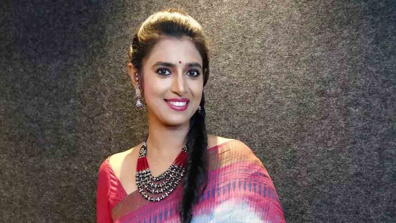 Actor Kasthuri | తెలుగు వారిపై సంచలన వ్యాఖ్యలు.. అజ్ఞాతంలోకి నటి కస్తూరి..!