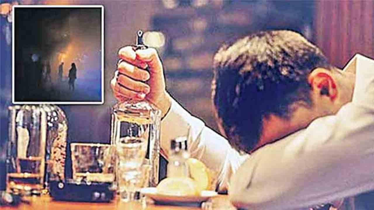 మద్యం మత్తులో నిప్పంటుకొని ..