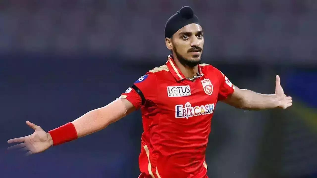 IPL 2025 Mega Auction | అర్ష్దీప్పై పంజాబ్ కాసుల వర్షం.. రైట్ టూ మ్యాచ్ కార్డ్తో రూ.18కోట్లకు ఎస్ఆర్హెచ్ నుంచి..!