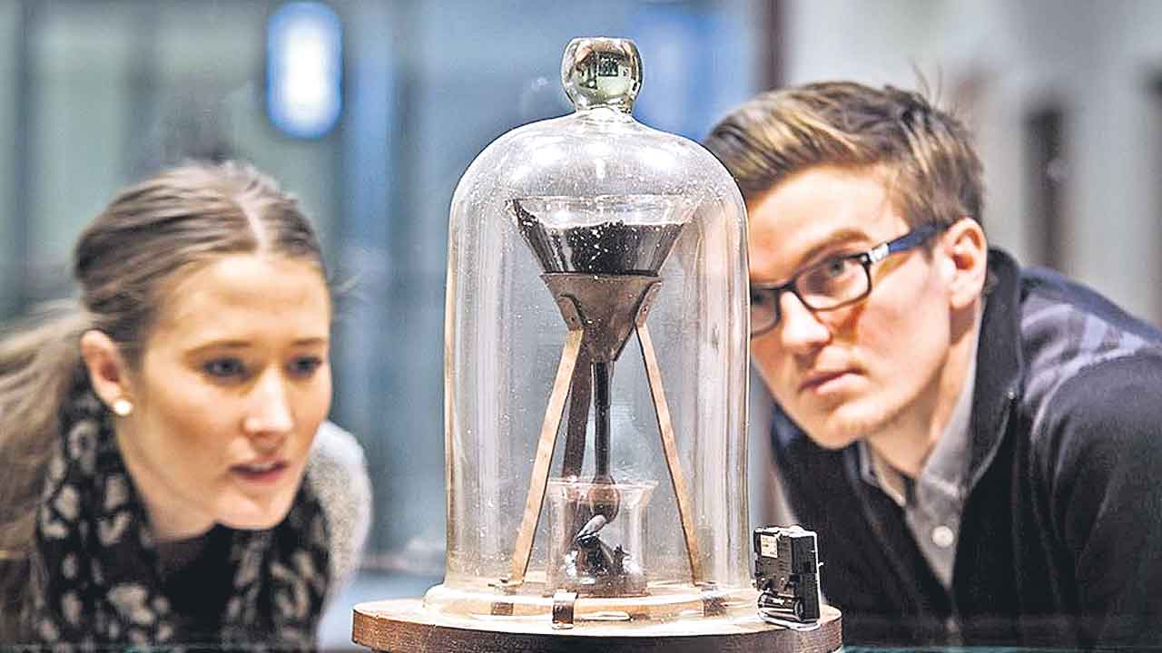 94 ఏండ్లలో 9 చుక్కలు!