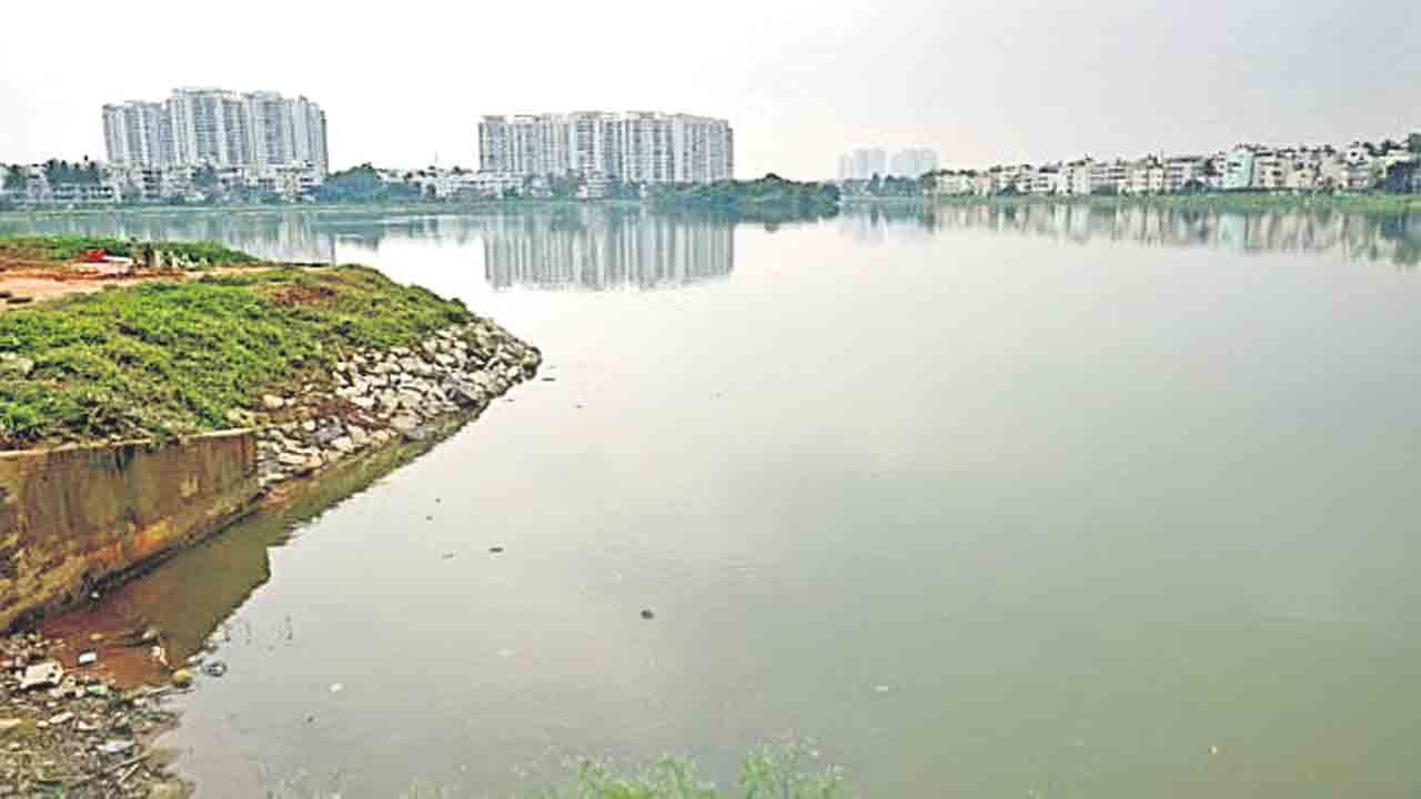 HYDRAA | బెంగళూరుకు హైడ్రా బృందం.. చెరువుల పునరుజ్జీవంపై స్టడీ టూర్‌