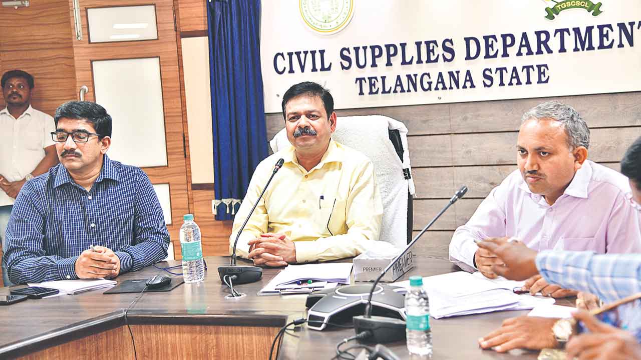 Telangana | సంక్రాంతికి సన్నబియ్యం లేనట్టే.. ఉగాది నుంచి ఇచ్చేందుకు ఆలోచనలు!